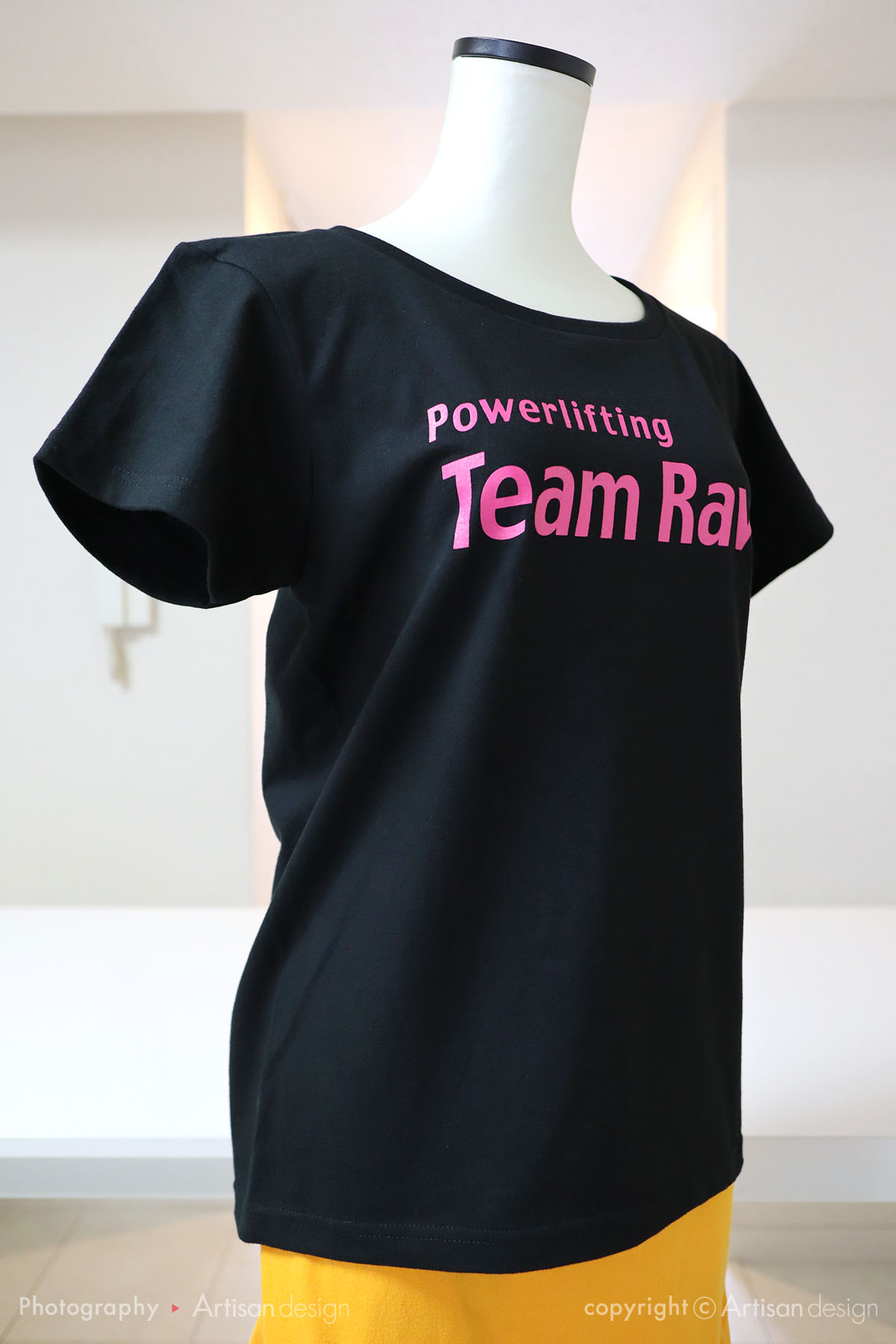 Team Raws 様｜Tシャツ（個人）デザイントレース+プリント：黒色（前面）