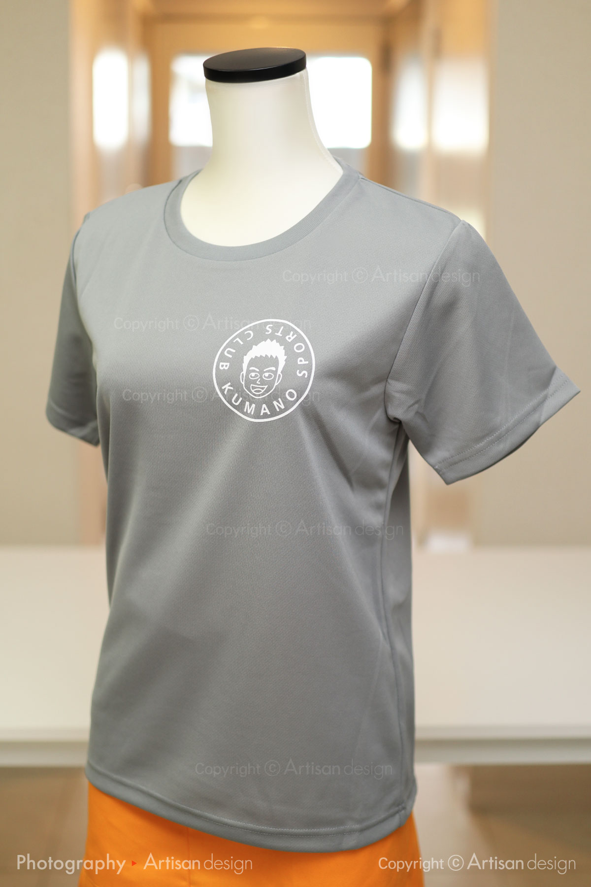 Kumano Sports Club 様｜ドライTシャツ（幼稚園様）デザイントレース+プリント：ライトグレー色（前面）