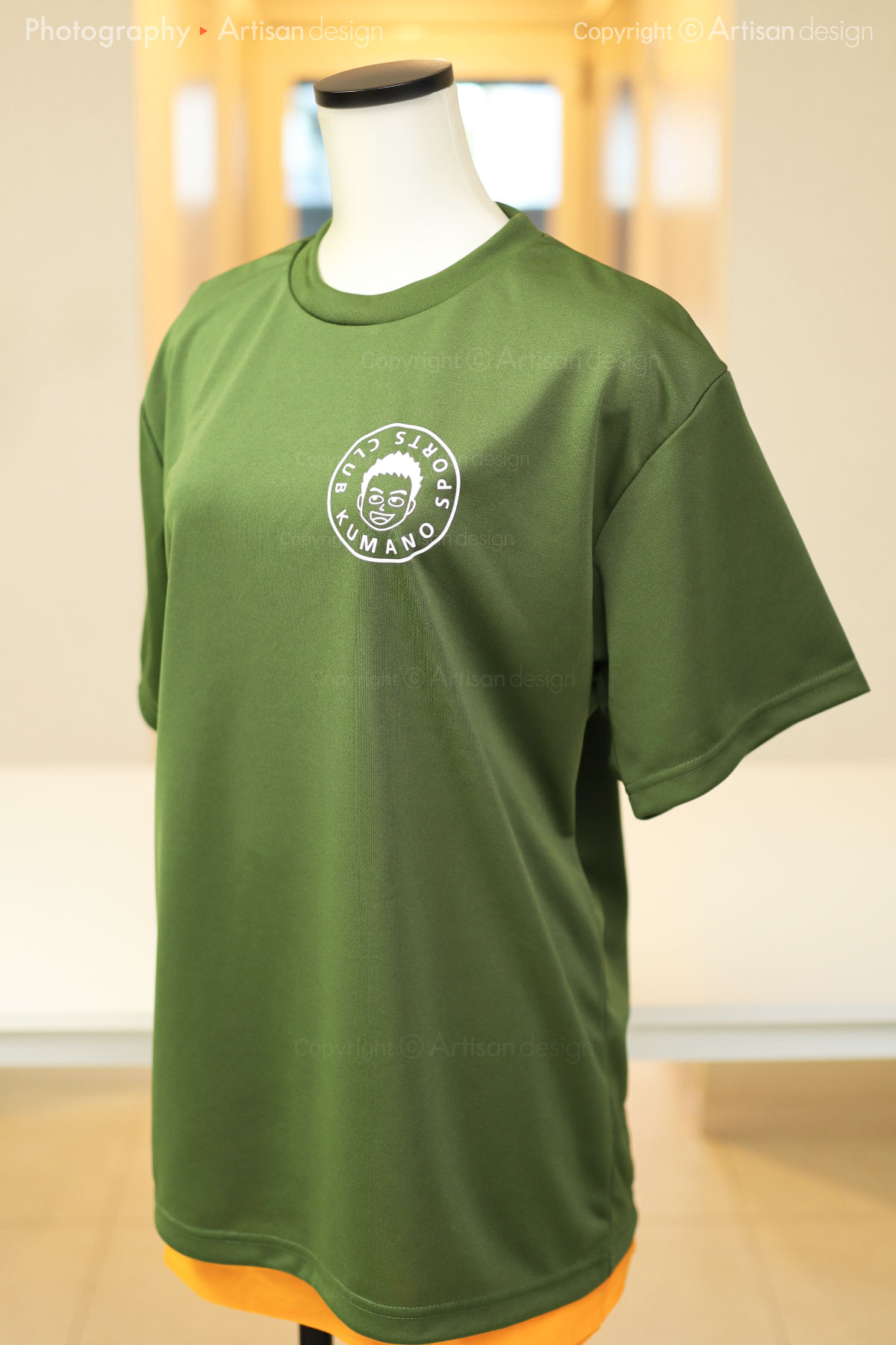 Kumano Sports Club 様｜ドライTシャツ（幼稚園様）デザイントレース+プリント：モスグリーン色（前面）