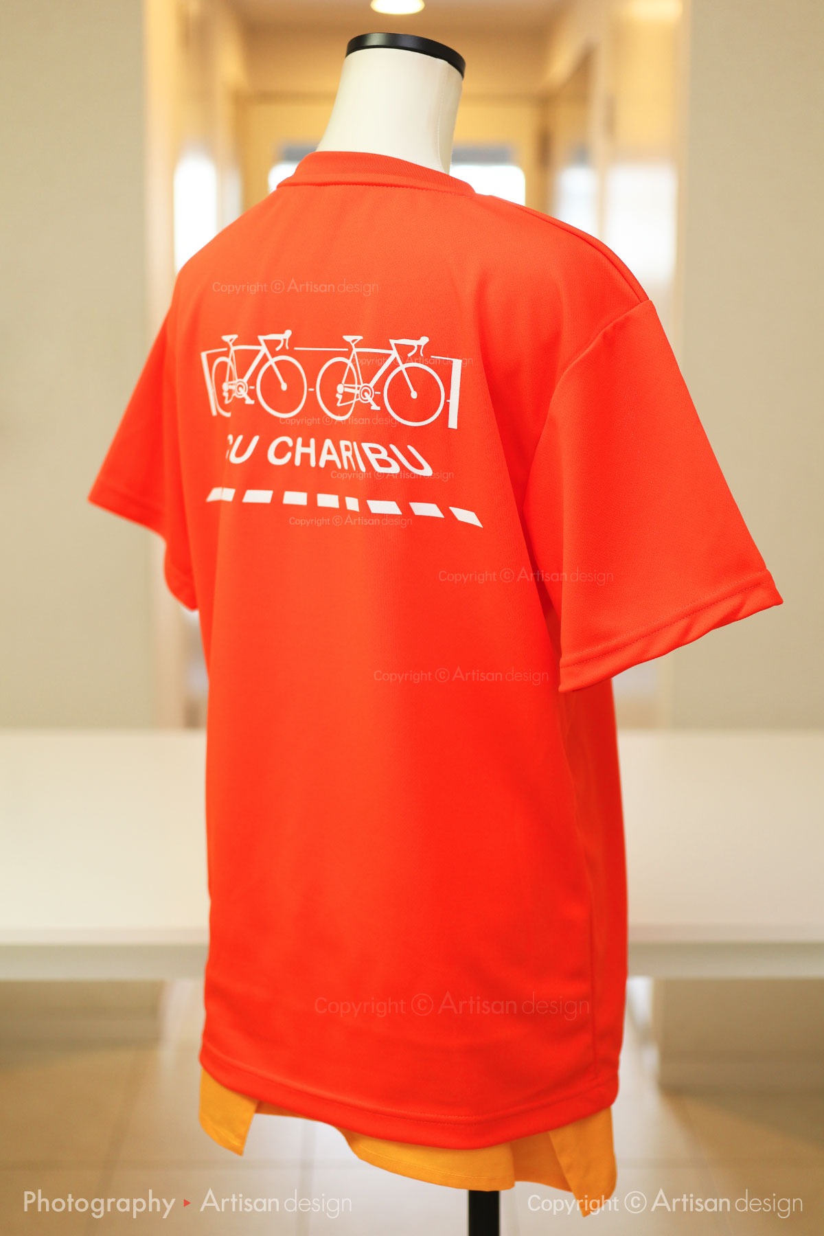 ICU サイクリング部 様｜Tシャツ（自転車サークル・部活）デザイントレース+プリント：オレンジ色（背面）