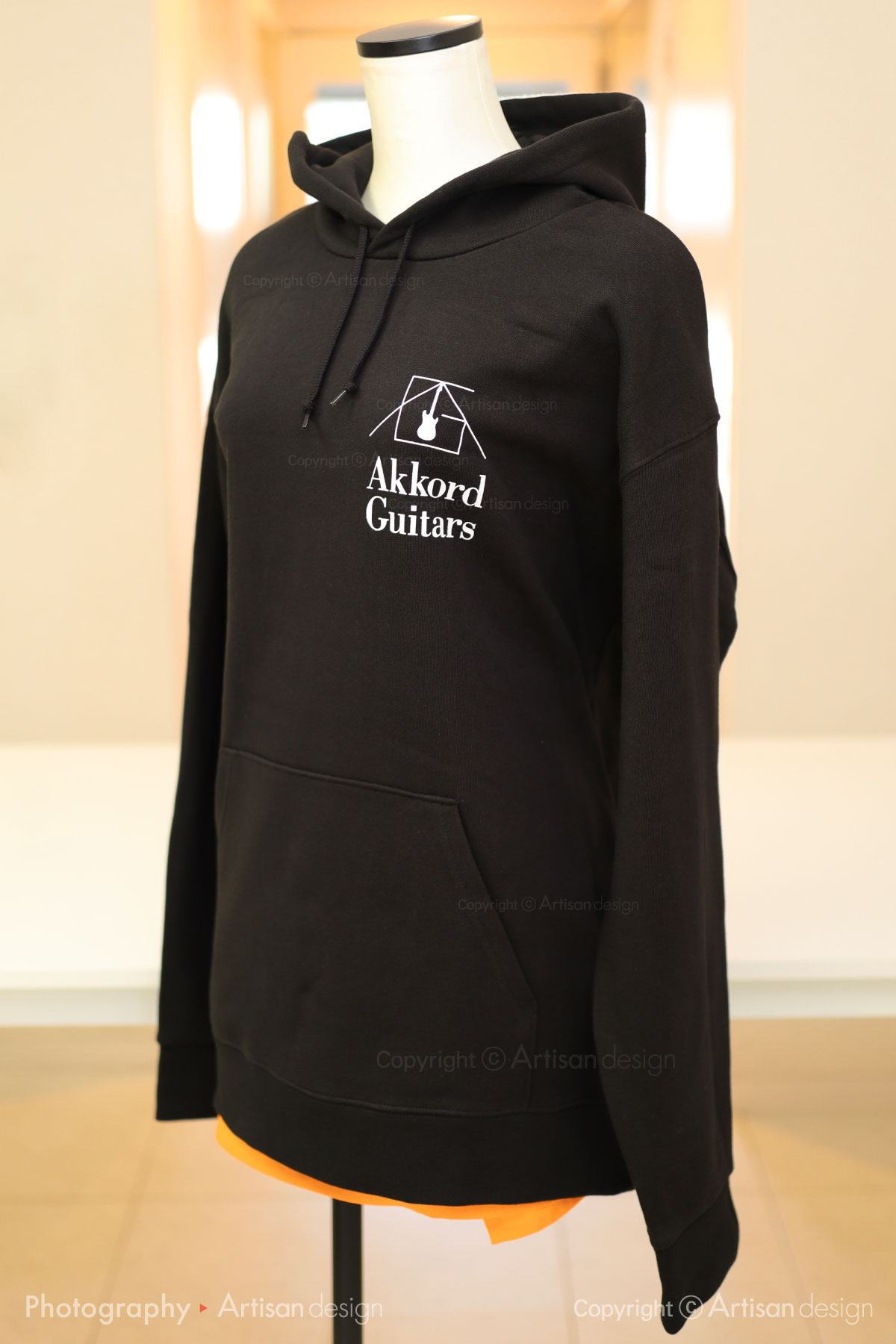 アコルトギターズ（AkkordGuitars）様｜パーカー・スウェット（ギター修正・販売 会社）デザイントレース+プリント