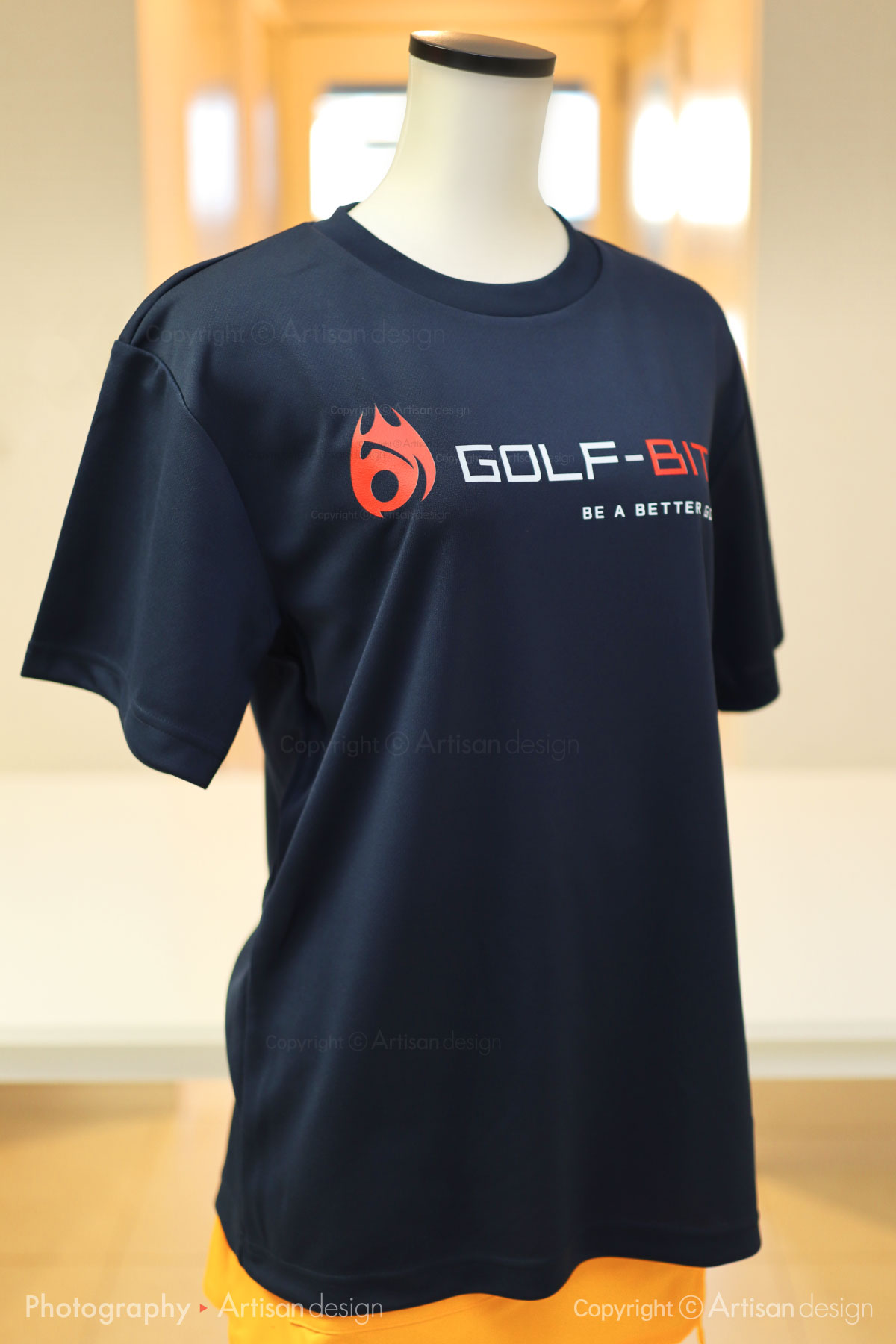 ゴルフビト（GOLF-BITO）様｜Tシャツ（インドア ゴルフスクール）デザイントレース+プリント：前面