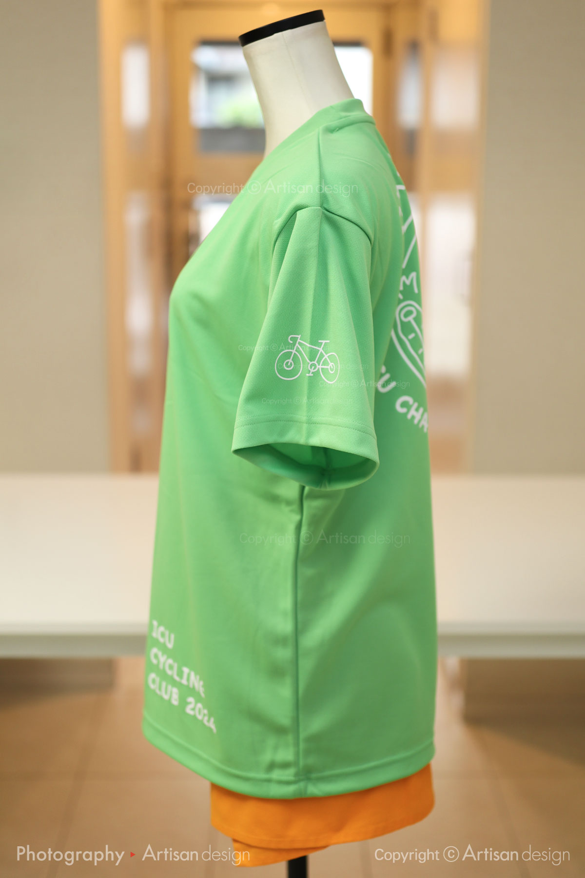 ICU サイクリング部 様｜Tシャツ（自転車サークル・部活）デザイントレース+プリント：黄緑色（左袖）