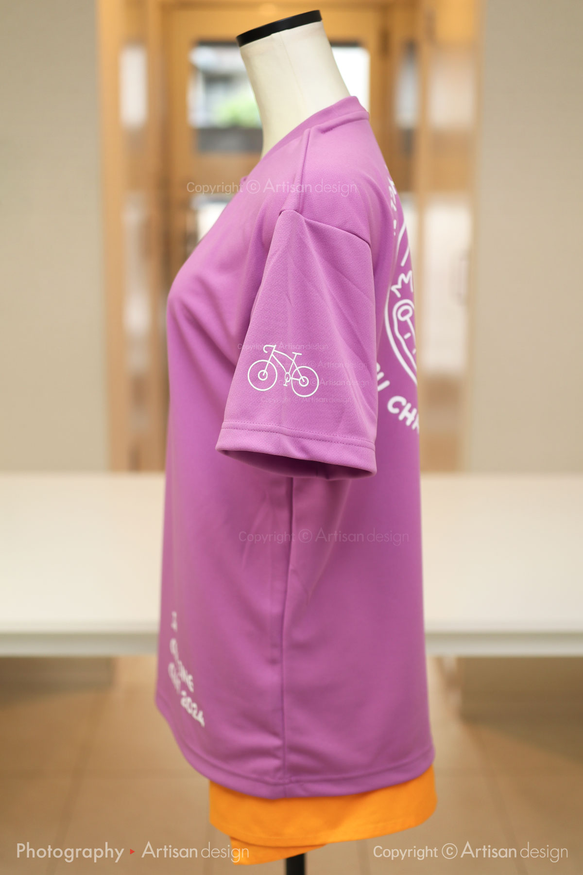 ICU サイクリング部 様｜Tシャツ（自転車サークル・部活）デザイントレース+プリント：ラベンダー色（左袖）