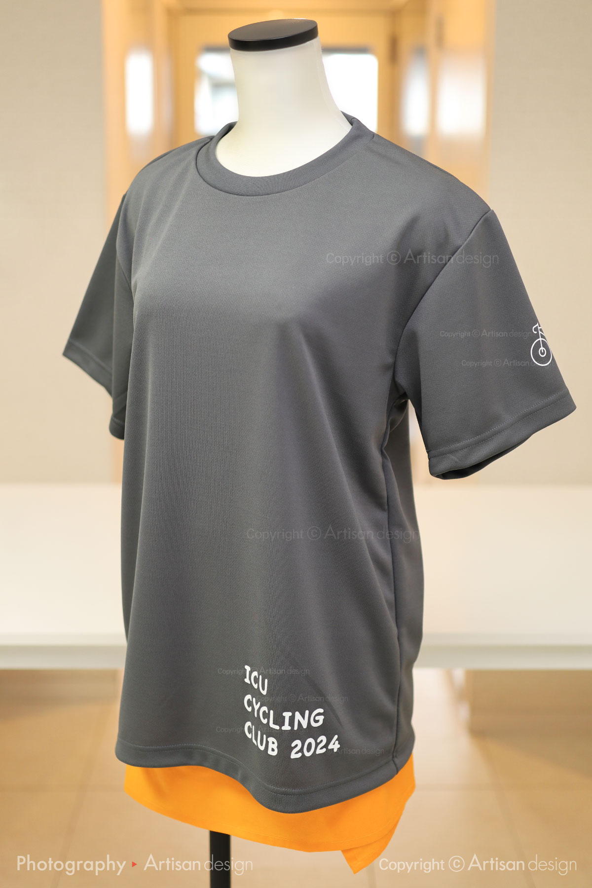 ICU サイクリング部 様｜Tシャツ（自転車サークル・部活）デザイントレース+プリント：ダークグレー色（前面）